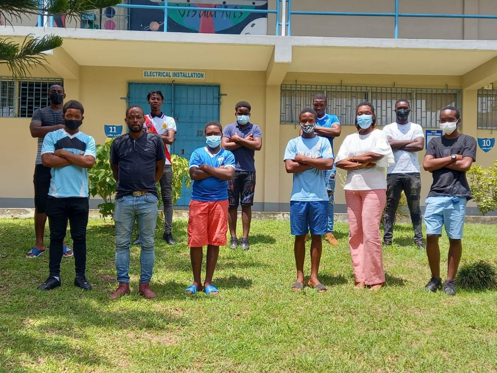 0f1d73dd-b234-4938-aabf-cf3b33440729