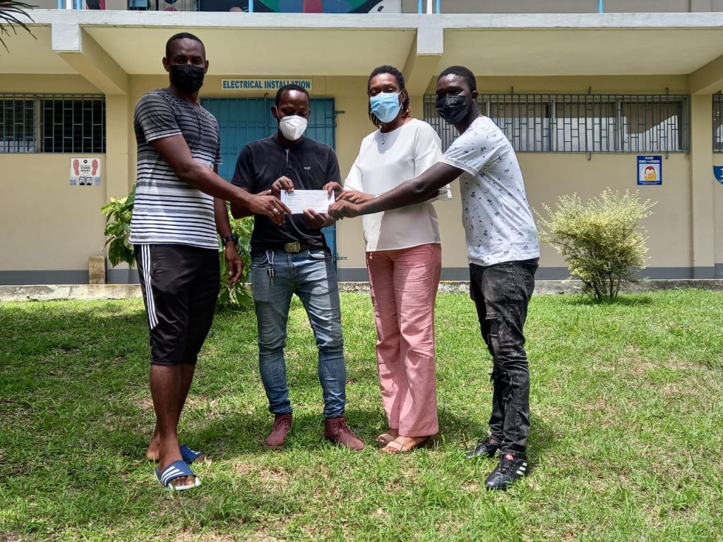 7735c2bc-09c0-4c67-9618-ee55a70a9432